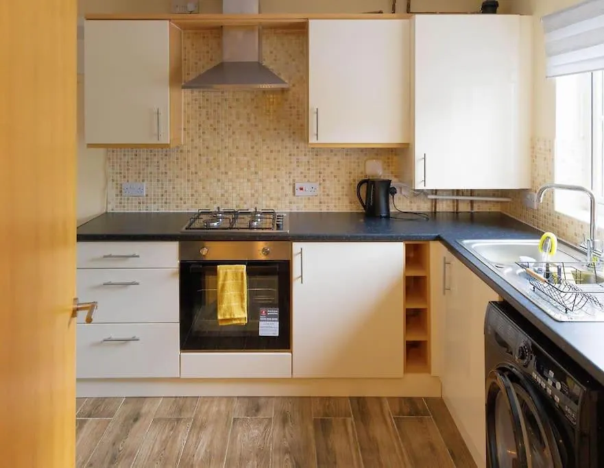 Holiday home Stylish 3 Bedroom And Free Parking Thamesmead