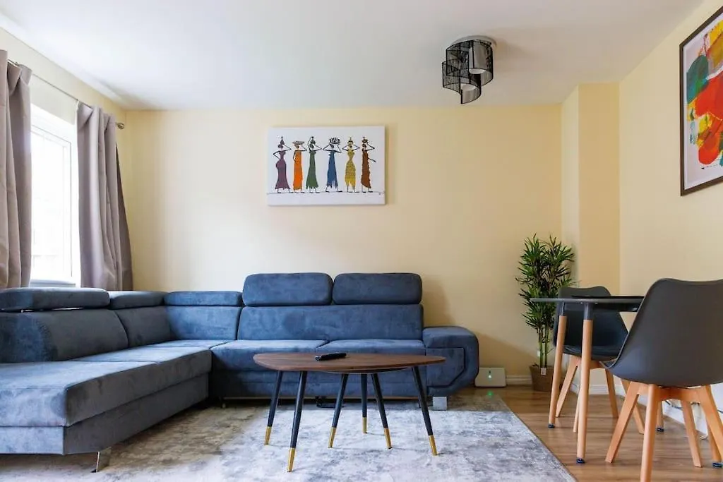Stylish 3 Bedroom And Free Parking Thamesmead  0*, Thamesmead (Greater London) United Kingdom